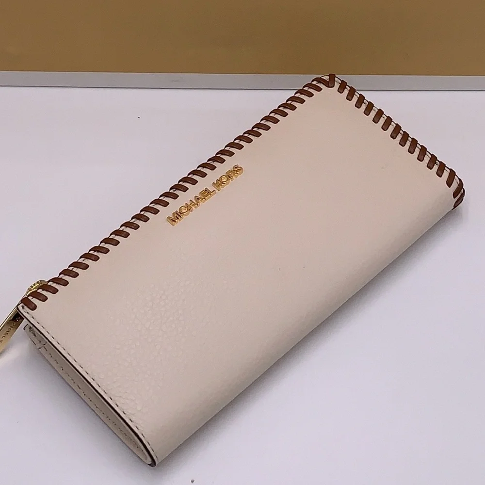 MICHAEL KORS JET SET TRAVEL LARGE THREE QUARTER ZIP WALLET LIGHT CREAM MULTI